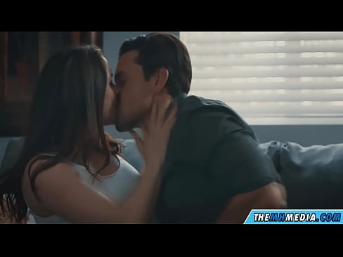 ❤️ Ngono ya kimapenzi na mama mzuri wa busty Ponografia kali ️❤